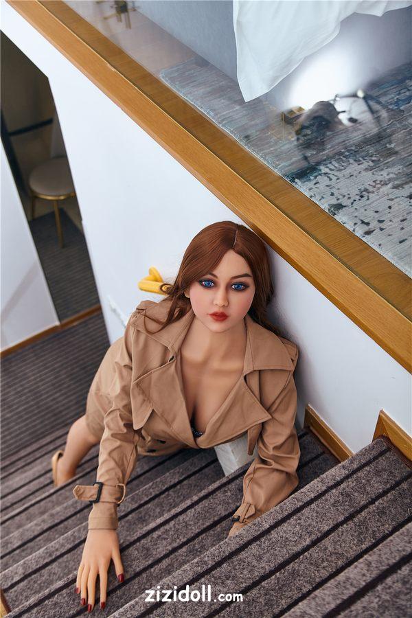 amber-sex-doll-8y4e34