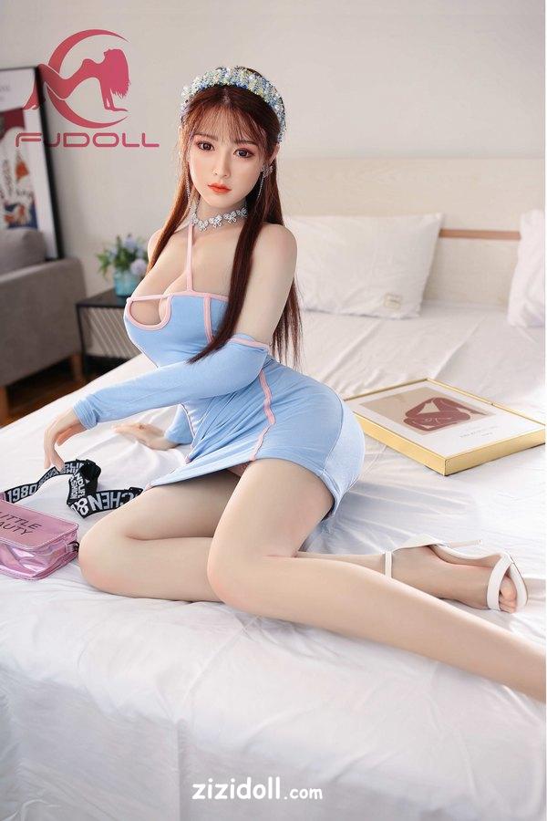 asian-doll-hot-8h6b9