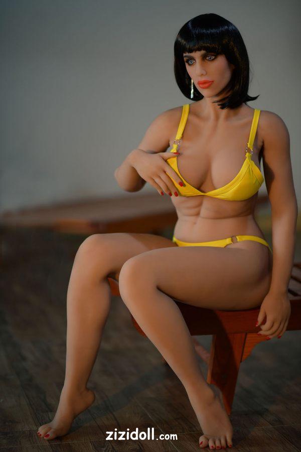 best-selling-dolls-z2v15