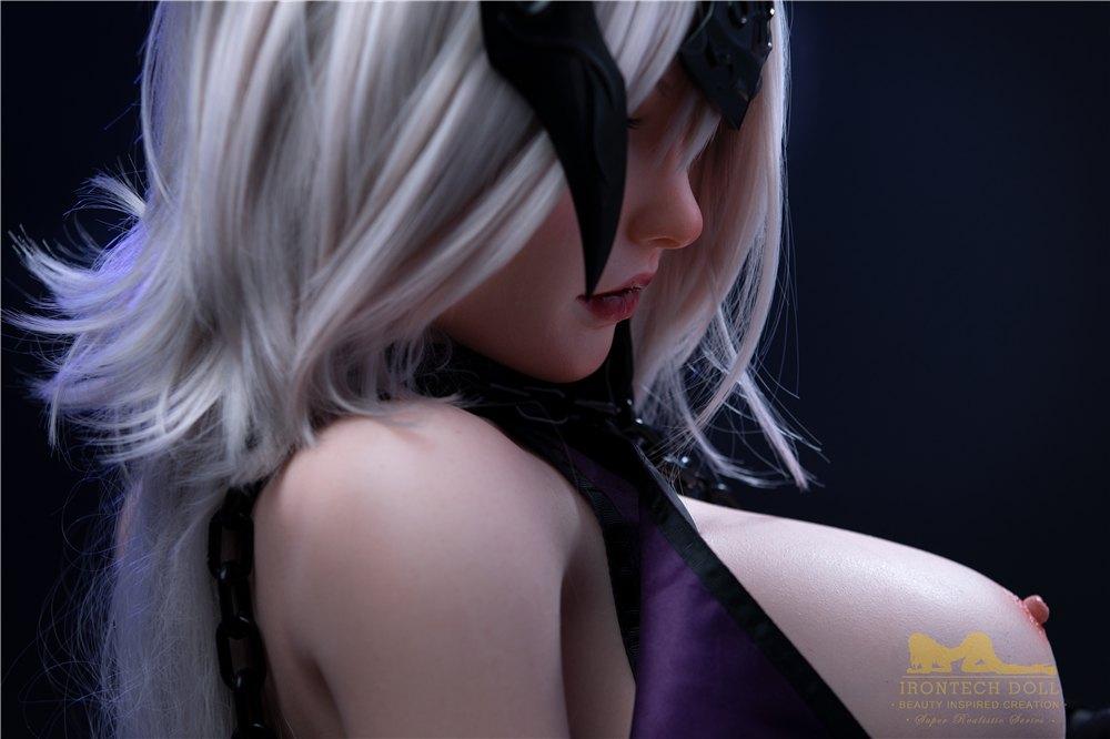 curvaceous-dolls-f6rg1