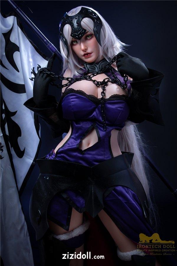 curvaceous-dolls-f6rg4