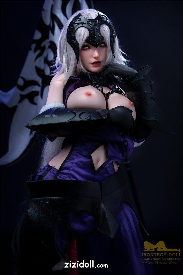 curvaceous-dolls-f6rg8