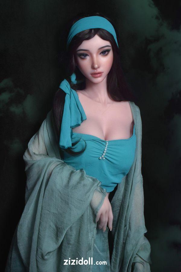 doll-that-look-real-t6u7x108