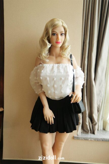 Mit Einer Sexy Sexpuppe Schlafen - Minerva