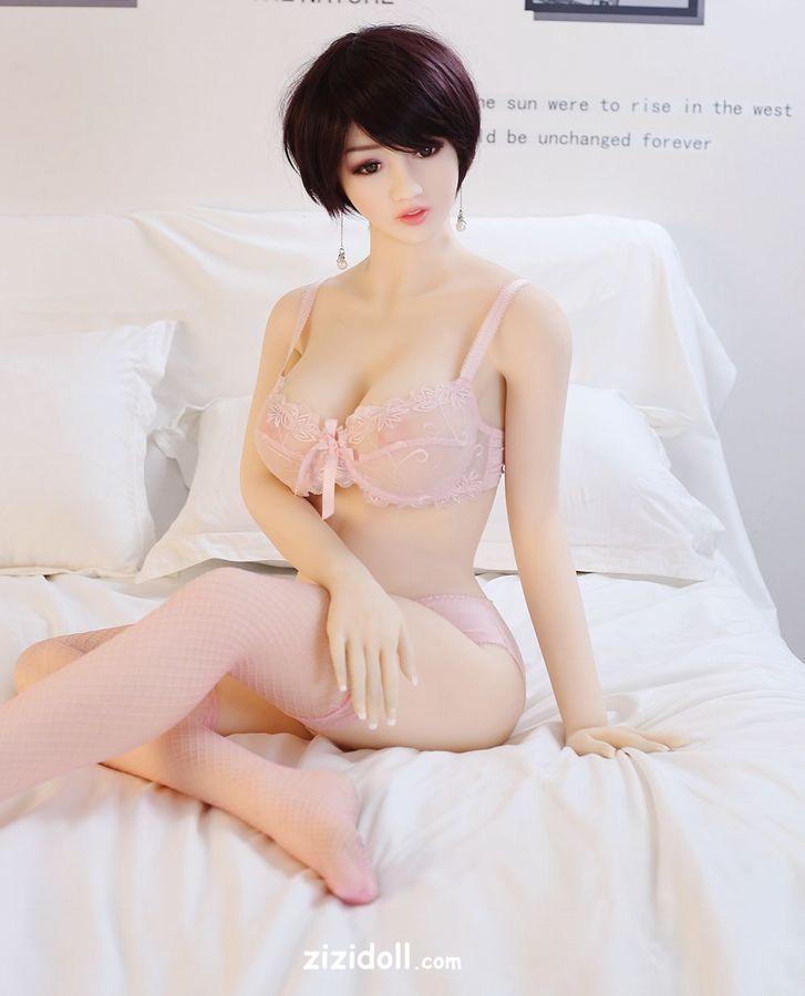 kendra-lust-sex-doll-7t6t17