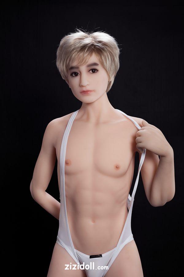 life-size-dolls-huyx4