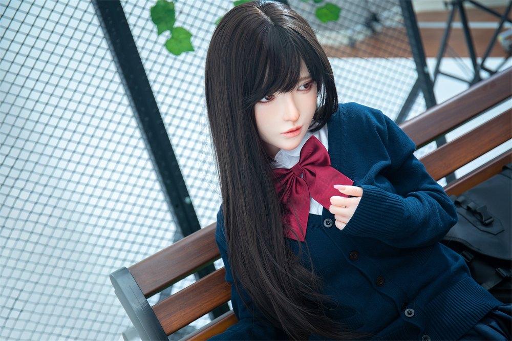 real-dolls-stock-b7hn2