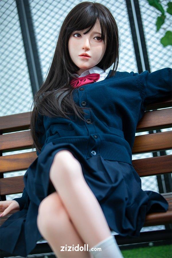 real-dolls-stock-b7hn26