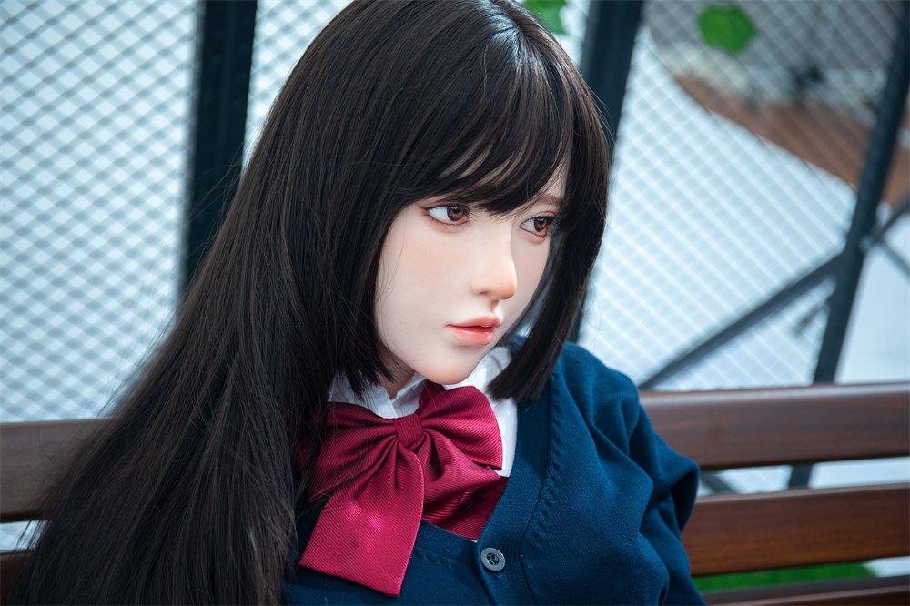 real-dolls-stock-b7hn4