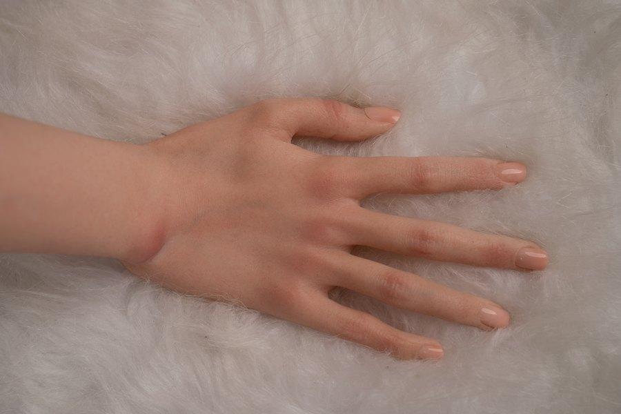 real-looking-sex-dolls-7u2q23