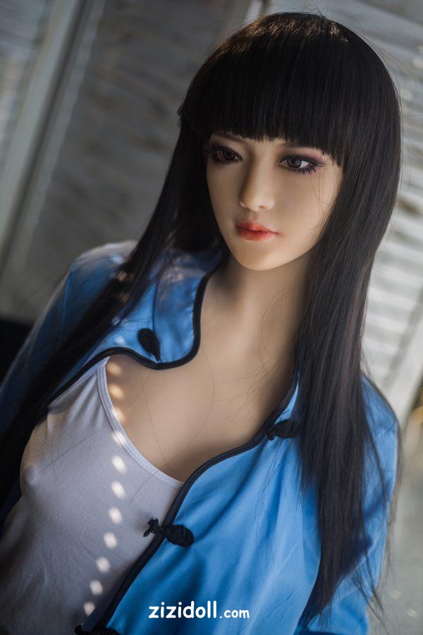 robot-love-dolls-htrq8