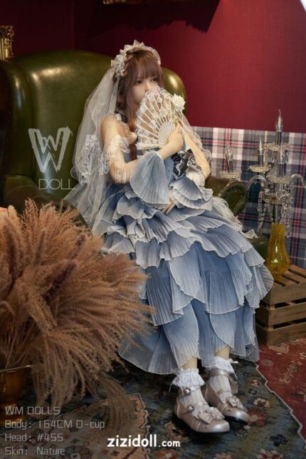 Russischer Mann Heiratet Sexpuppe - Maudie