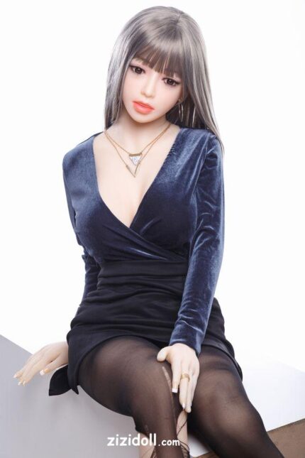 Ich Und Meine Frau In Einem Sexpuppen Dreier - Irita