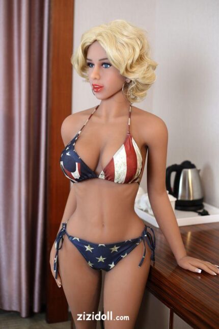 Dreier Mit Sexpuppen - Shaneka