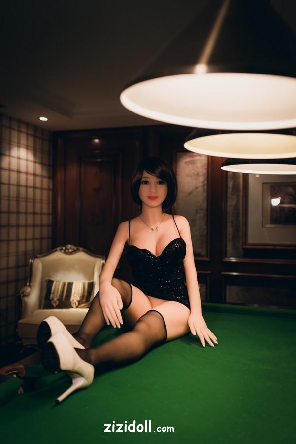 shin-takagi-dolls-gutiy2