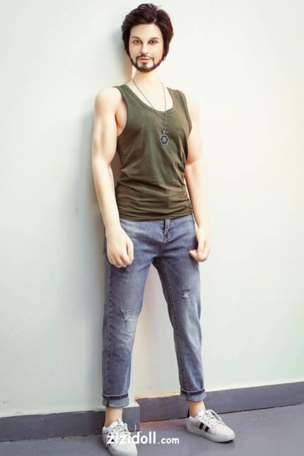 Heißes Mädchen Gibt Vor Eine Sexpuppe Zu Sein - Angel