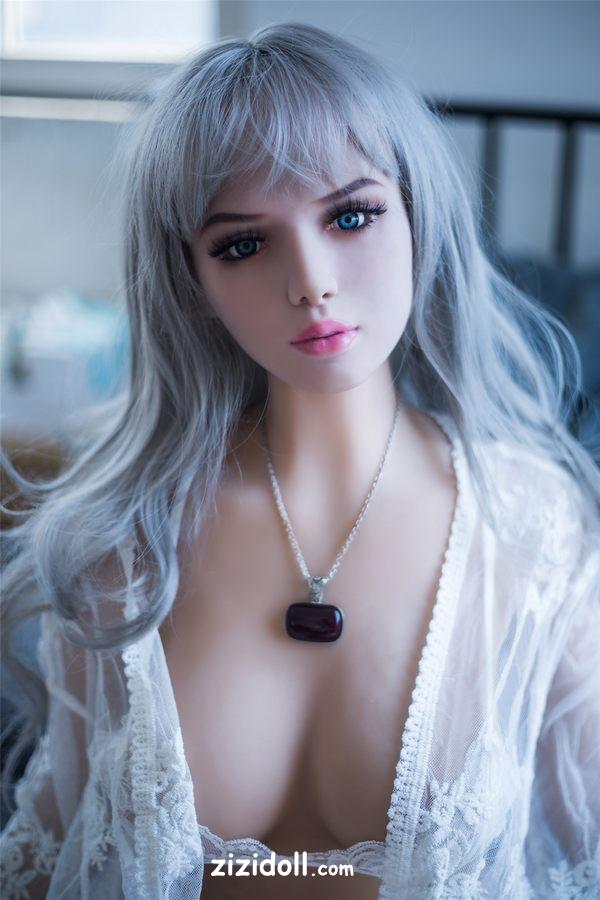using-sex-doll-shax9