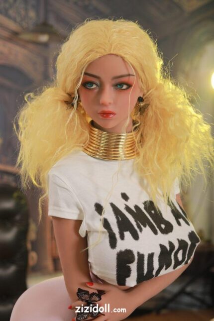 Kleine Günstige Realistische Sexpuppe - Elysia