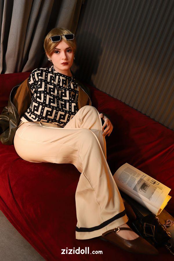 doll-hard-sex-hQx26n6