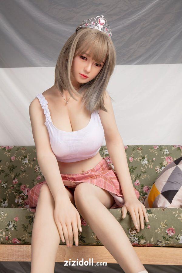 felicity-sex-doll-hgfd5x8