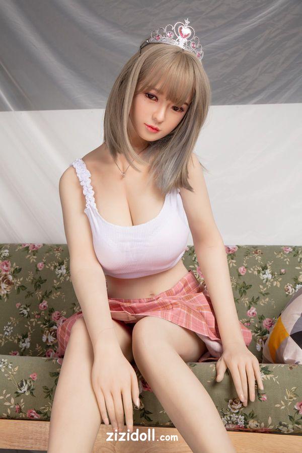 felicity-sex-doll-hgfd5x9