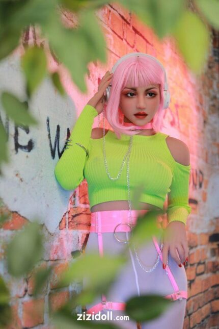 Puppea Signs Jay Prince Und Die Sex Pistols - Karola