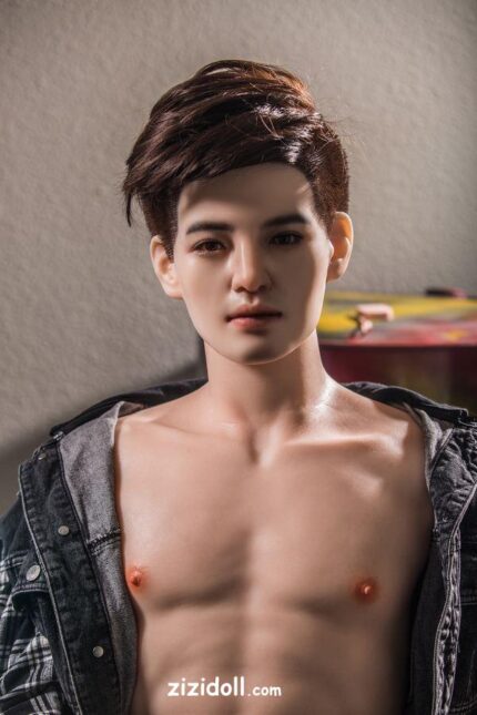 Die Erste Sexpuppe Die Jemals Hergestellt Wurde - Milana