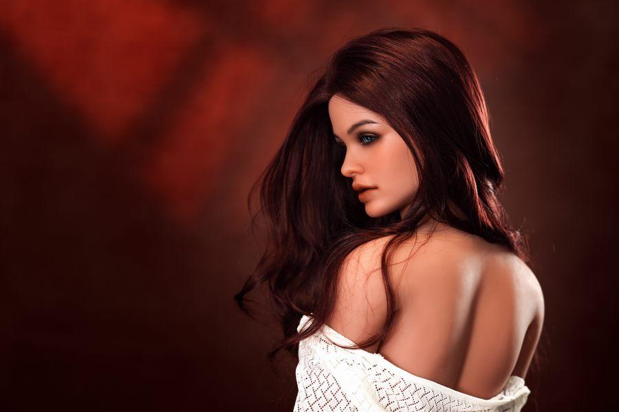 arran-sex-doll-yUj60y9