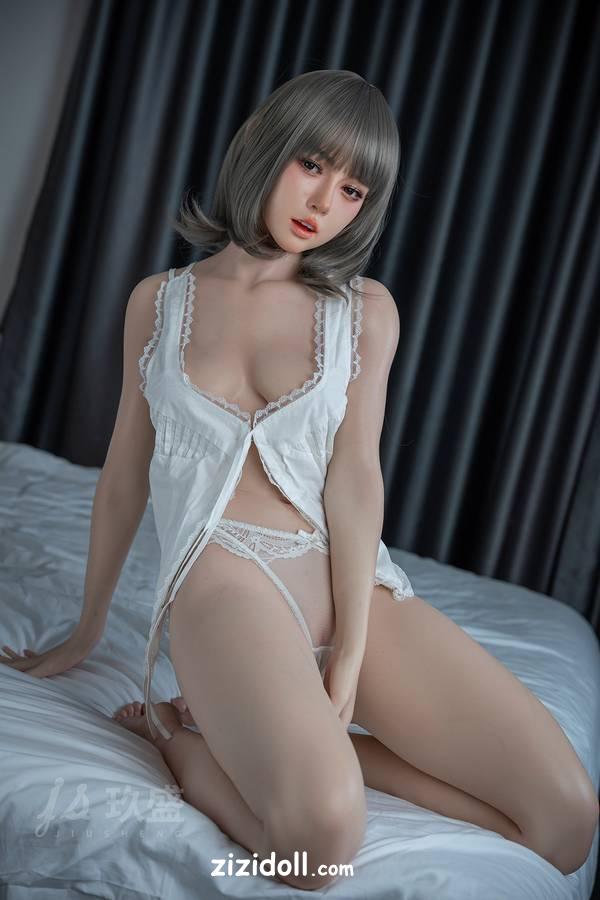 figurine-sex-doll-vNd35q18