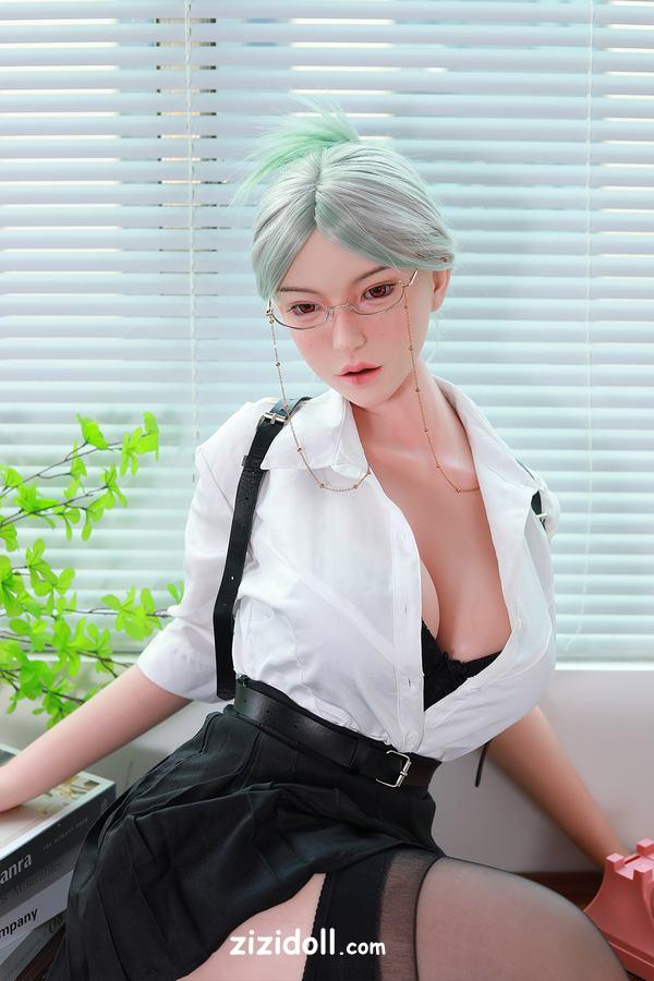 japaness-sex-doll-dJj11y15
