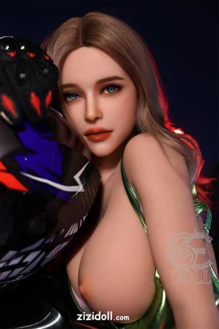 Perfekte Körper Sexpuppe Anal Gefickt - Serafina