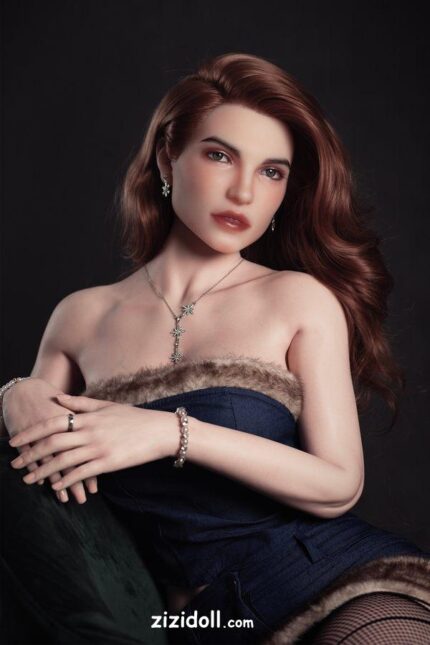 Sex Puppe Mit Penis Und Brüsten - Charmain